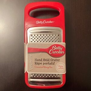 Betty Crocker Hand Held Grater NWT